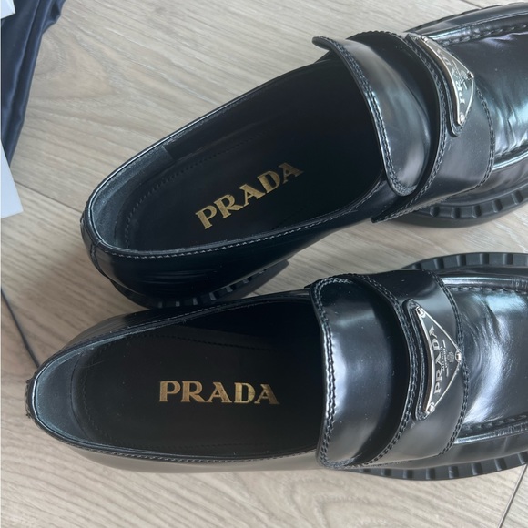 Black Prada Loafers size 37,5 (7.5US) - Picture 5 of 9